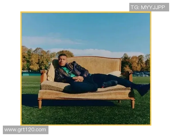 夏季足球明星时尚穿搭指南展现个性与运动风格的完美结合